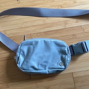 Grey Lulu Lemon Belt Bag
